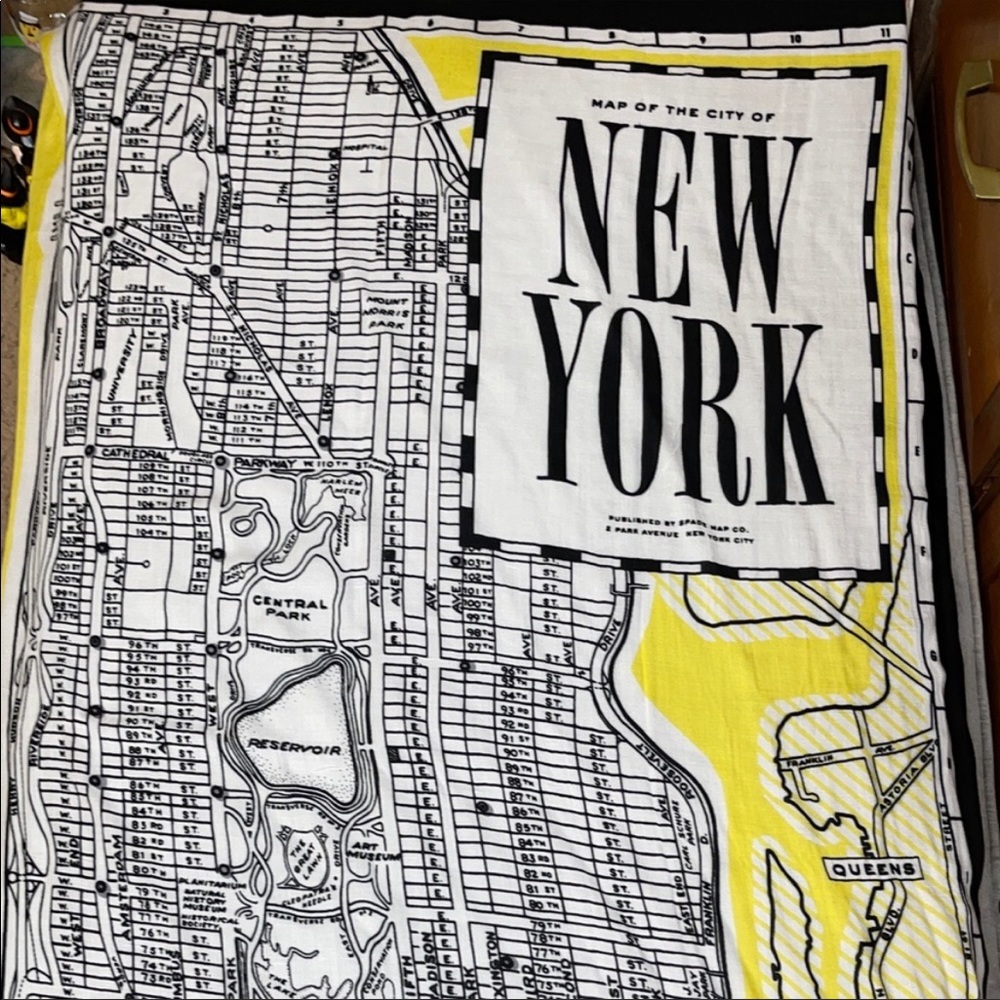 Kate Spade Yellow and Black New York City Map
Scarf Shaw